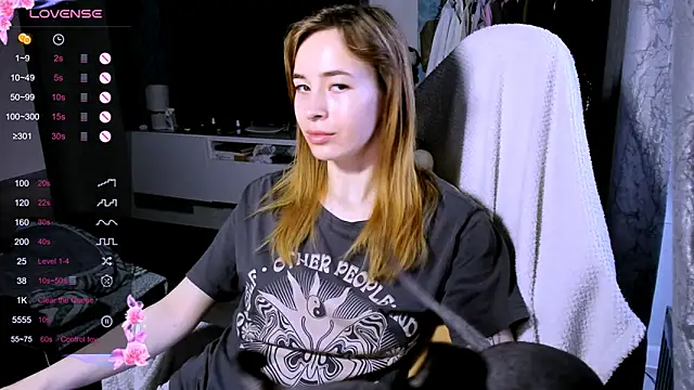 ZoyaMill online show from March 2026 07:43:01 AM