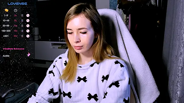 ZoyaMill online show from March 2026 06:51:02 AM