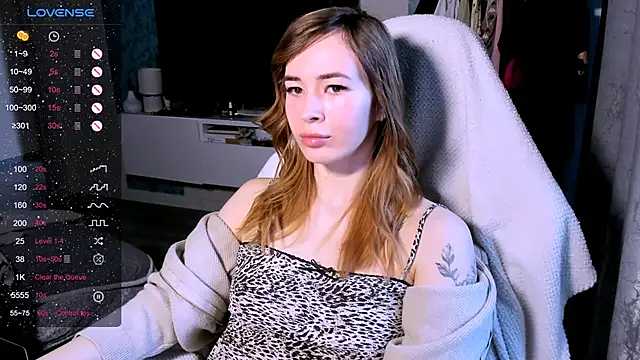 ZoyaMill online show from March 2026 07:45:02 AM