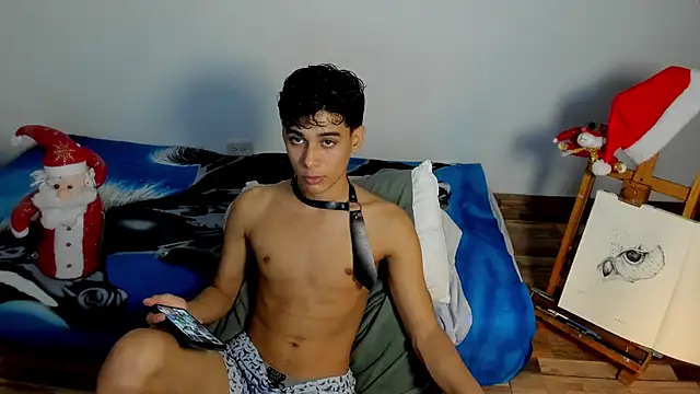 AliottTwink online show from December 2025 11:05:01 PM