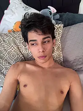 AliottTwink online show from May 2026 09:07:02 PM