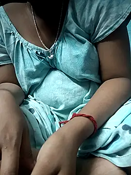 Snapshot of hot-naina4 chatting on October 2025 07:48:02 PM hot-naina4 online show from October 2025 07:48:02 PM