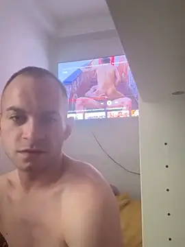 Snapshot of Seriy43 chatting on November 2025 02:00:01 PM Seriy43 online show from November 2025 02:00:01 PM