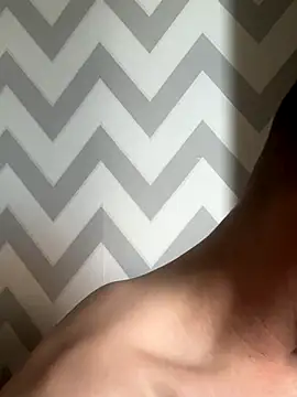 Snapshot of Seriy43 chatting on November 2025 01:10:02 PM Seriy43 online show from November 2025 01:10:02 PM