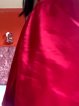 SweetSophie26 online show from December 2025 02:52:01 PM