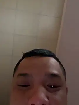 letruong6879 online show from April 2026 10:33:01 AM