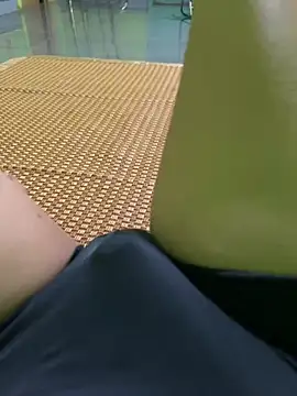 letruong6879 online show from April 2026 09:33:01 AM