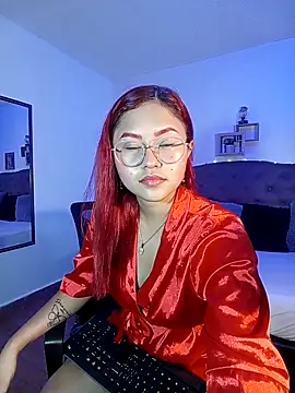 MAYASMITH   online show from February 2026 05:25:01 AM