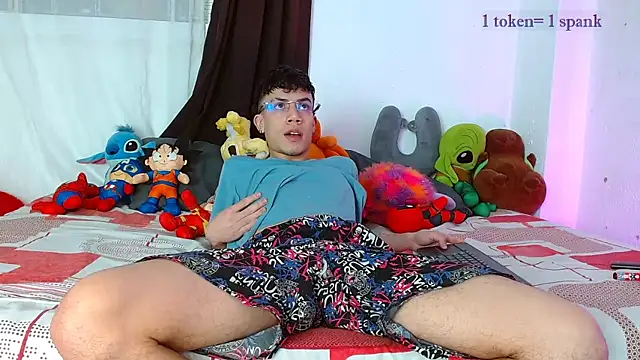 Snapshot of aaronjames1 chatting on November 2025 10:21:02 PM aaronjames1 online show from November 2025 10:21:02 PM