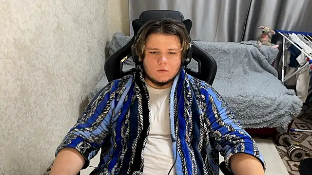 desiredude9 online show from September 2025 05:13:01 PM