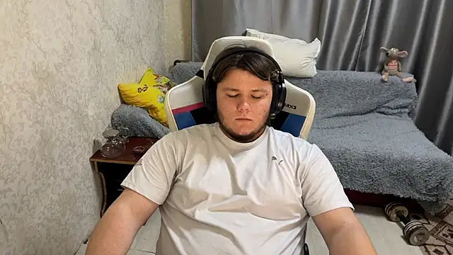 desiredude9 online show from September 2025 06:37:02 PM