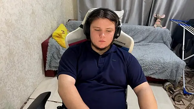 desiredude9 online show from September 2025 06:25:01 PM