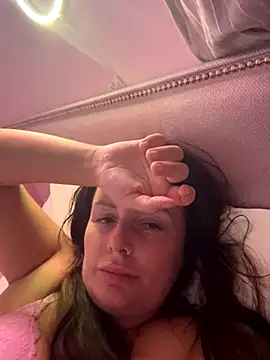 Snapshot of nightingale27 chatting on September 2025 09:32:02 PM nightingale27 online show from September 2025 09:32:02 PM