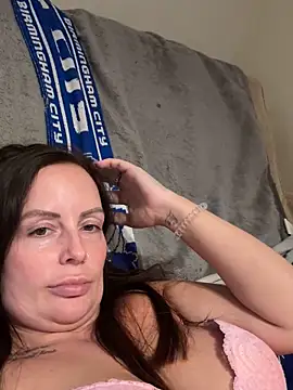 Snapshot of nightingale27 chatting on October 2025 06:31:02 PM nightingale27 online show from October 2025 06:31:02 PM