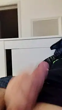 NewJoiner online show from October 2025 07:03:01 PM