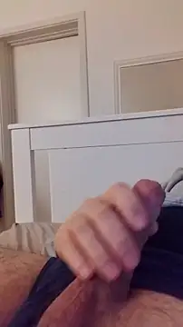 NewJoiner online show from November 2025 03:17:02 AM