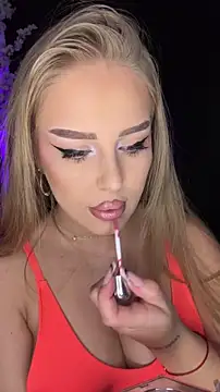 Snapshot of AubrieleRouj1 chatting on February 2026 05:48:02 PM AubrieleRouj1 online show from February 2026 05:48:02 PM