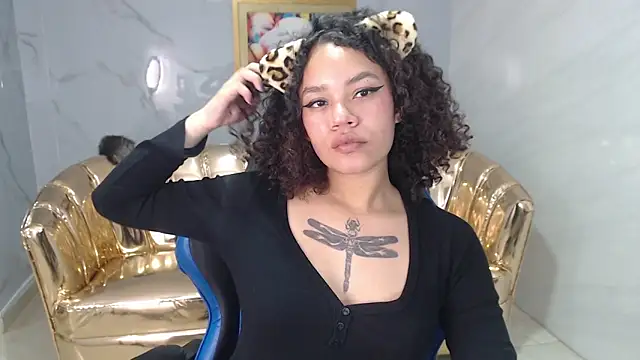 Snapshot of Canela_s1 chatting on October 2025 08:10:01 PM Canela s1 online show from October 2025 08:10:01 PM