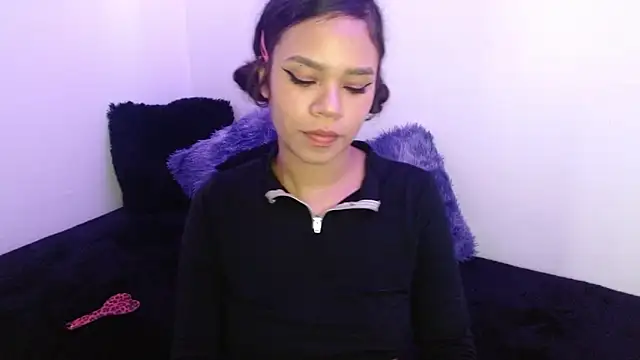 Canela s1 online show from December 2025 09:29:01 PM