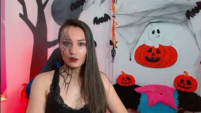 danna 888 online show from October 2025 06:15:01 PM