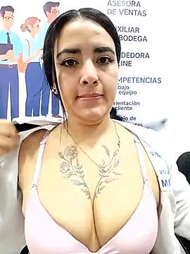 Snapshot of MAYE__13 chatting on January 2026 12:08:02 PM MAYE 13 online show from January 2026 12:08:02 PM