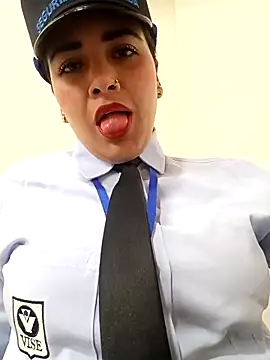 Snapshot of MAYE__13 chatting on October 2025 12:59:01 PM MAYE 13 online show from October 2025 12:59:01 PM