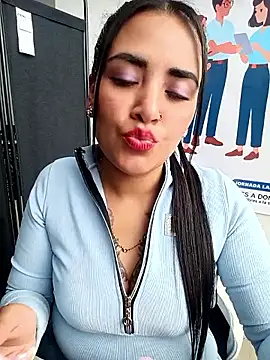 Snapshot of MAYE__13 chatting on February 2026 02:52:02 PM MAYE 13 online show from February 2026 02:52:02 PM