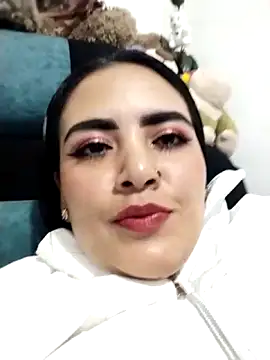 Snapshot of MAYE__13 chatting on February 2026 12:38:01 PM MAYE 13 online show from February 2026 12:38:01 PM