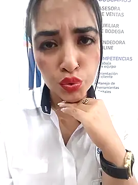 Snapshot of MAYE__13 chatting on February 2026 11:44:02 AM MAYE 13 online show from February 2026 11:44:02 AM