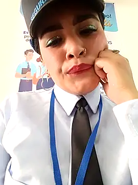 Snapshot of MAYE__13 chatting on November 2025 03:34:02 PM MAYE 13 online show from November 2025 03:34:02 PM