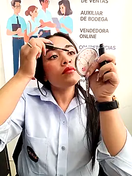 Snapshot of MAYE__13 chatting on February 2026 11:39:02 AM MAYE 13 online show from February 2026 11:39:02 AM