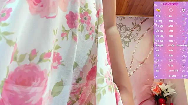 luna maisonn online show from September 2025 08:16:01 PM