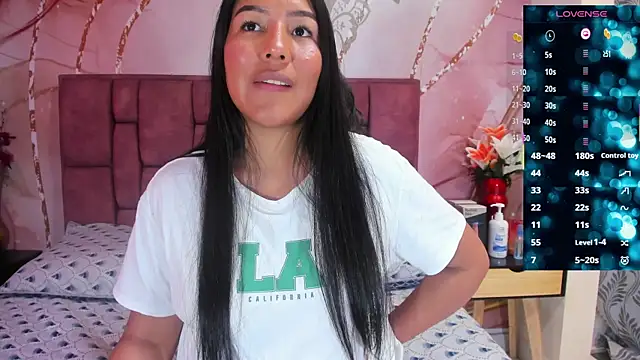 luna maisonn online show from September 2025 08:15:02 PM