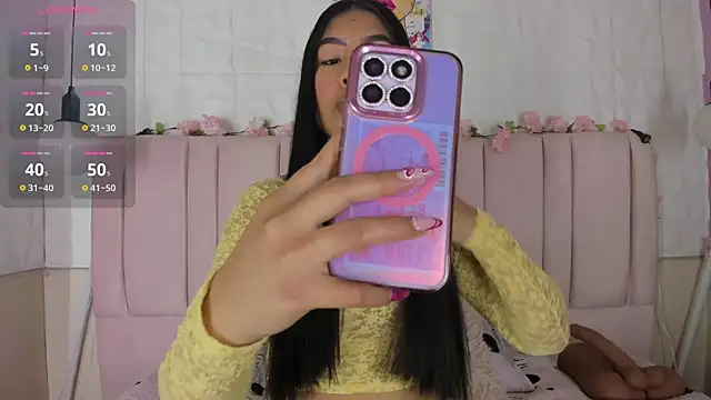 Snapshot of luna_maisonn chatting on July 2026 01:01:02 PM luna maisonn online show from July 2026 01:01:02 PM