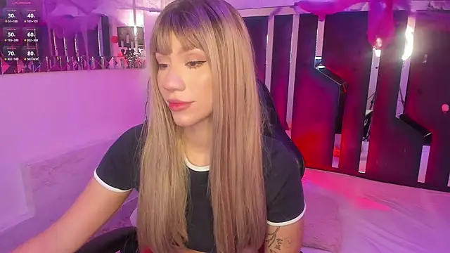 ZharaLux online show from October 2025 12:15:02 PM