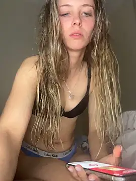 Angelloverxo online show from September 2025 11:49:02 PM