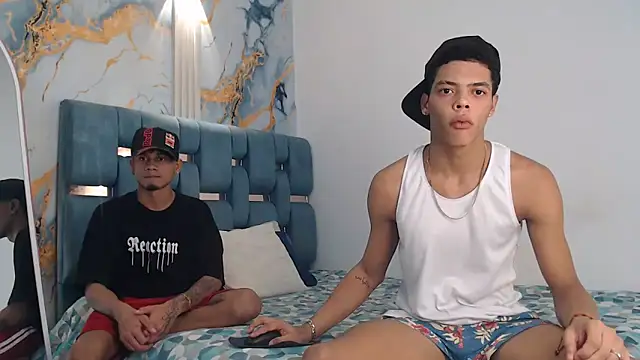 PRETTY FEM online show from March 2026 01:43:02 AM