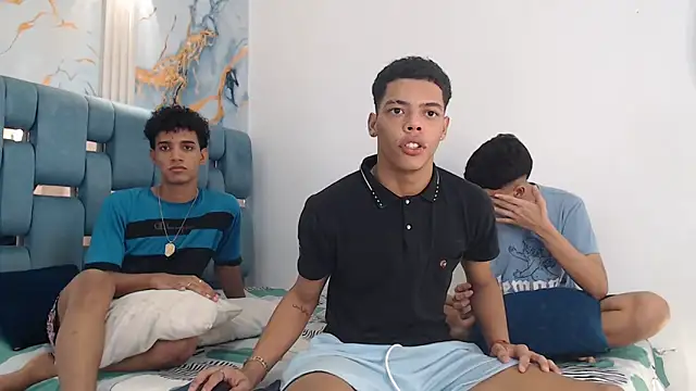 PRETTY FEM online show from March 2026 01:38:01 AM