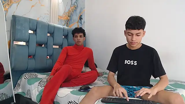 PRETTY FEM online show from March 2026 01:51:01 AM