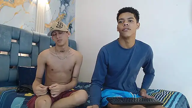 PRETTY FEM online show from January 2026 06:26:01 PM