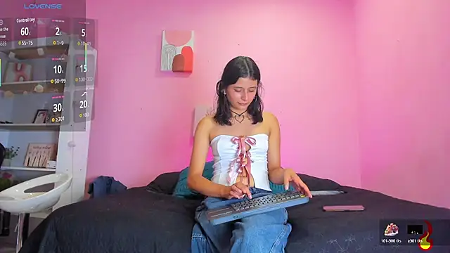 Snapshot of Georgina_Ferri_ chatting on October 2025 05:14:02 PM Georgina Ferri online show from October 2025 05:14:02 PM