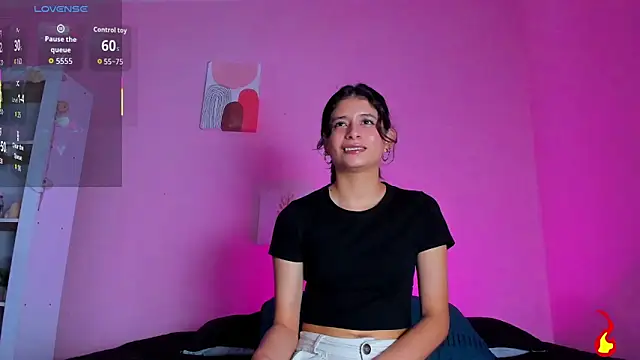 Georgina Ferri  online show from November 2025 05:13:02 PM