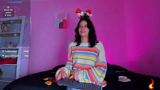 Georgina Ferri  online show from December 2025 05:22:02 PM