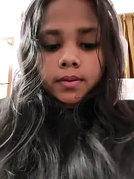 Aaradhya Sharma online show from February 2026 06:05:01 PM