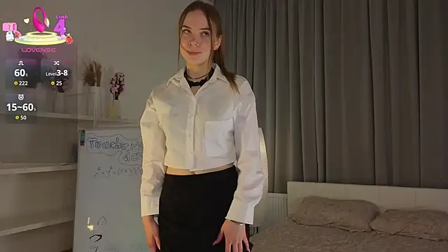 CarollSmithh online show from October 2025 08:43:01 PM