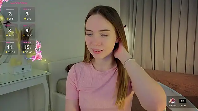 CarollSmithh online show from February 2026 09:25:01 PM