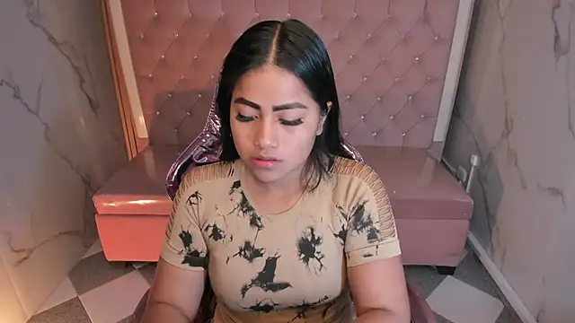 Snapshot of Victoria_b_ chatting on October 2025 07:51:01 PM Victoria b online show from October 2025 07:51:01 PM