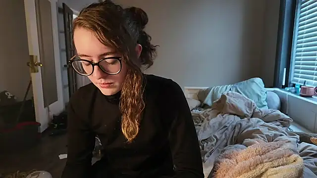 knottybunny online show from November 2025 09:07:02 PM