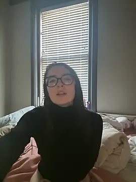 knottybunny online show from November 2025 02:17:02 PM