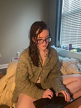 knottybunny online show from October 2025 08:05:01 PM